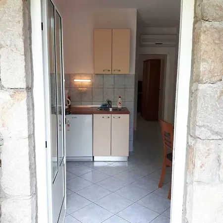Appartamento Gambo Jelsa (Hvar)